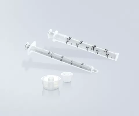 Dosing syringes